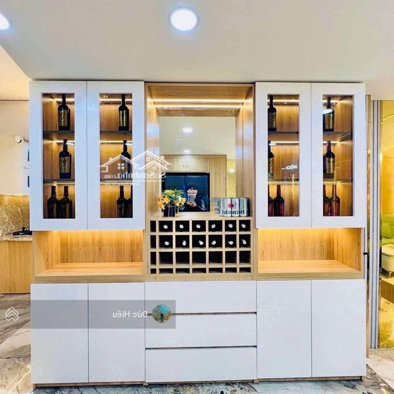 Ngộp Bank Bán Gấp Nhà Đẹphẽm Xe Hơiđường Nguyễn Thái Bình - P4- Tân Bình- Diện Tích: 55M2/ Giá Bán 4Tỷ2-3Pn-Sổ Riêng