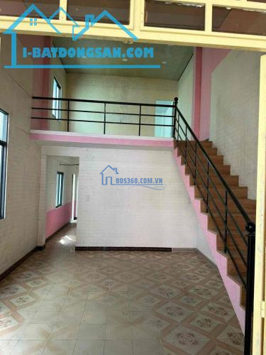 BÁN NHÀ CHO KHÔNG NGÔI NHÀ MT VÌ GIÁ QUÁ RẺ. KINH DOANH BẤT CHẤP