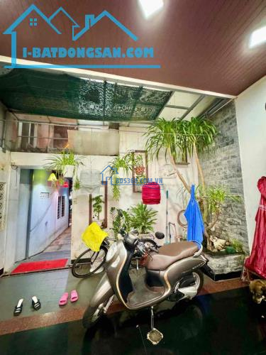 SIÊU PHẨM... SIÊU PHẨM. BÁN NHÂ NỘI THẤT QUÁ ĐẸP. GIÁ QUÁ RẺ