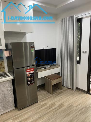 Cho thuê Căn hộ dịch vụ Full đồ cao cấp. Phòng View toàn mặt Hồ Tây cực Chill. Chỉ 7tr +