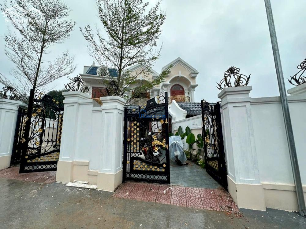 Bán Căn Villas 2 Tầng Full Nội Thất cao cấp thiết kế Tân Cổ Điển tại Mặt Tiền SỬ HY NHAN ( Kiệt 69 Lê Ngô Cát - Thuỷ Xuân), Huế