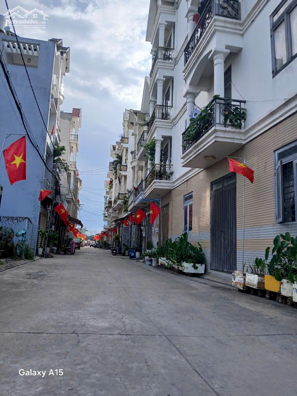 NHÀ QUẬN 12- HIỆP THÀNH, HẺM 6M, 75M2, 3 TẦNG NGANG 6M, BÁN GẤP, CHỈ NHỈNH 4 TỶ
