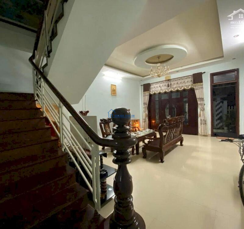 Bán Nhà 3 Tầng kiệt Oto Nguyễn Chí Thanh - Phường Gia Hội, Quận Phú Xuân, Huế