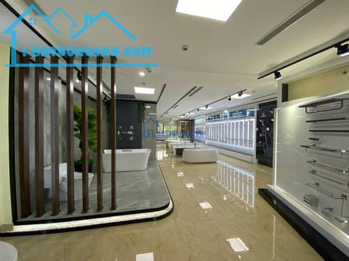 Z5VYLW 🏬 Tòa Nhà Văn Phòng Hai Thoáng Tại Hoàng Quốc Việt - Kinh Doanh Đỉnh Cao