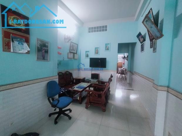 Nhà mặt tiền Thái Thị Bôi, Quận Thanh Khê giảm sốc 700 triệu