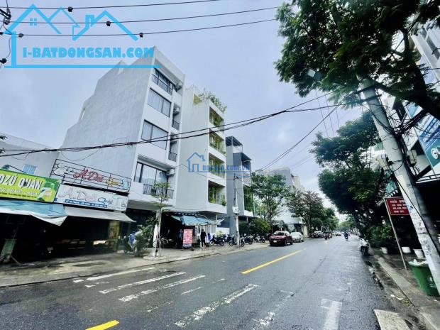 SIÊU PHẨM NHÀ ĐẸP MẶT TIỀN HẢI CHÂU - SÁT BIỂN - 3 TẦNG CHỈ NHỈNH 5 TỶ