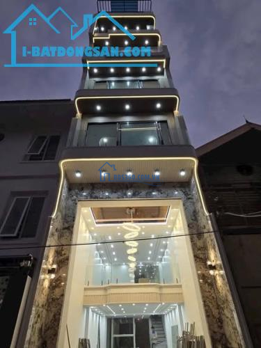 Siêu Phẩm Nhà Ngọc Thụy, Long Biên, 90m2, 8Tầng, Thang Máy, Gara 2 Ô Tô 7 Chỗ, Kinh Doanh