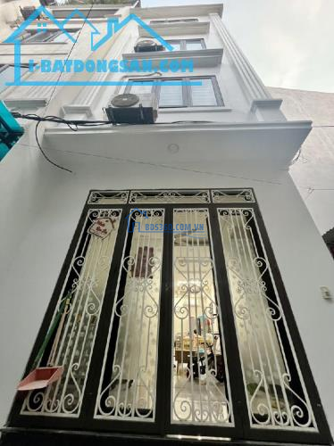 +BÁN NHÀ PHỐ YÊN LỘ YÊN NGHĨA HÀ ĐÔNG 39m2 XÂY 4 TẦNG-LÔ GÓC CỰC THOÁNG - NGÕ THẲNG TƯNG