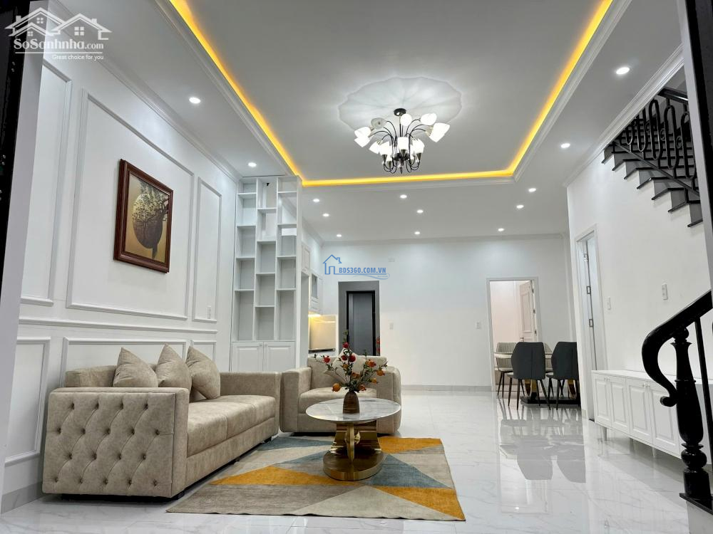Nhà đẹp 2 tầng kiệt oto 112 Minh Mạng thiết kế tân cổ điển, hiện đại