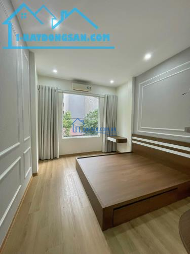Bán Nhà Mặt Ngõ Bà Triệu, Hà Đông 90m2, 3 Tầng, Giá 12 Tỷ - Ngõ Ô Tô, Cách Phố 10m
