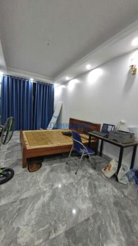 Bán Nhà Phân Lô Phùng Hưng, Hà Đông - 45m2, 5 Tầng, Thang Máy, Ô Tô 7 Chỗ Vào - Giá 8.5 Tỷ
