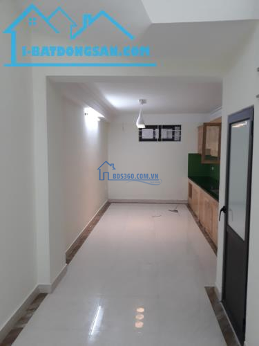 Bán nhà mới xây Tựu Liệt, Thanh Trì, Hà Nội. - Diện tích 50m2. - Xây 5 tầng. ô tô đỗ cửa