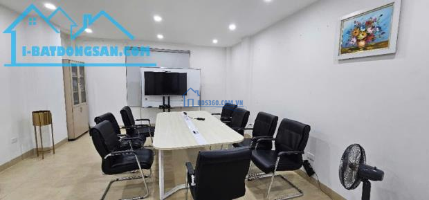 Bán Liền Kề KĐT Văn Khê, Hà Đông - 83m2, Mặt Tiền 5m, Trục Chính, Giá Chỉ Hơn 17 Tỷ!
