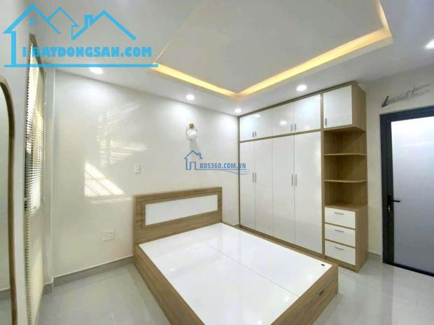 BÁN GẤP GIẢM 200 TR, CHỈ CÒN 3 TỶ 350, NHÀ 45M2, 2TẦNG, HXH, HIỆP THÀNH QUẬN 12