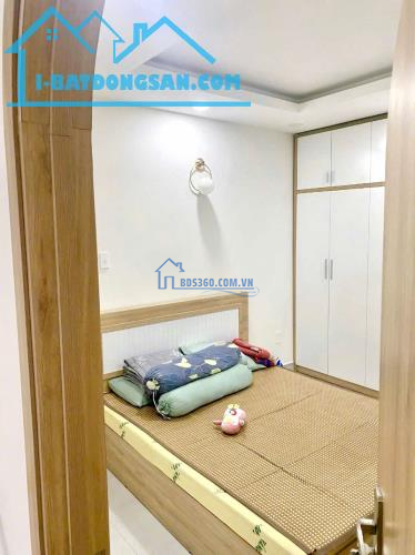 BÁN GẤP GIẢM 200 TR, CHỈ CÒN 3 TỶ 350, NHÀ 45M2, 2TẦNG, HXH, HIỆP THÀNH QUẬN 12