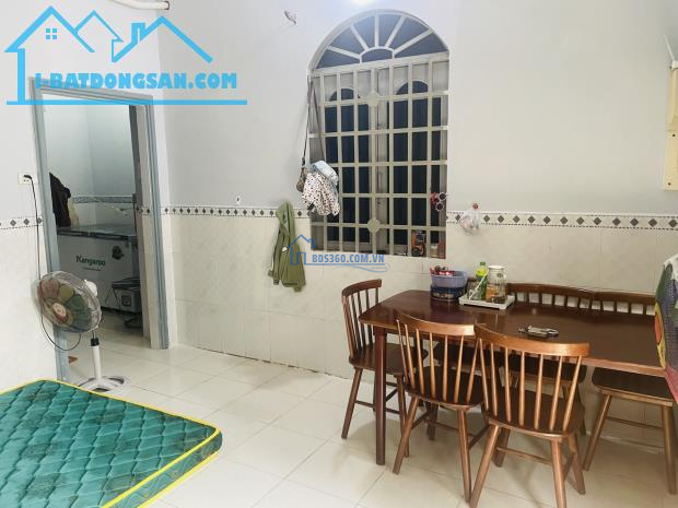 TÂN THỚI HIỆP QUẬN 12 -NHÀ 50M2 NGANG 5M - Ô TÔ ĐỖ CỬA, CHỈ 3 TỶ 250