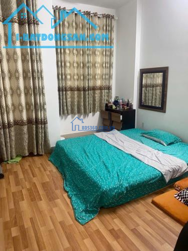 Mặt tiền hẻm chính xe hơi thông 83 Đào Tông Nguyên Thị Trấn Nhà Bè, 2 tầng 51m2 5.1 tỷ