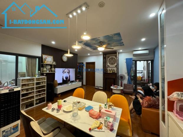 Bán Căn Hộ 3 Ngủ Hateco Hoàng Mai - View triệu đô, 79.5 m2, 3.750 tỷ