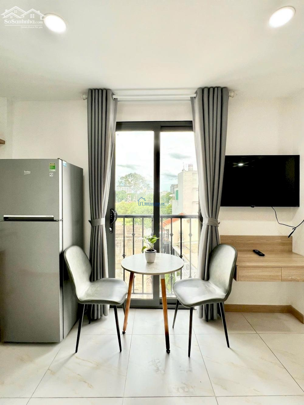 CĂN HỘ STUDIO BAN CÔNG FULL NỘI THẤT QUẬN 1