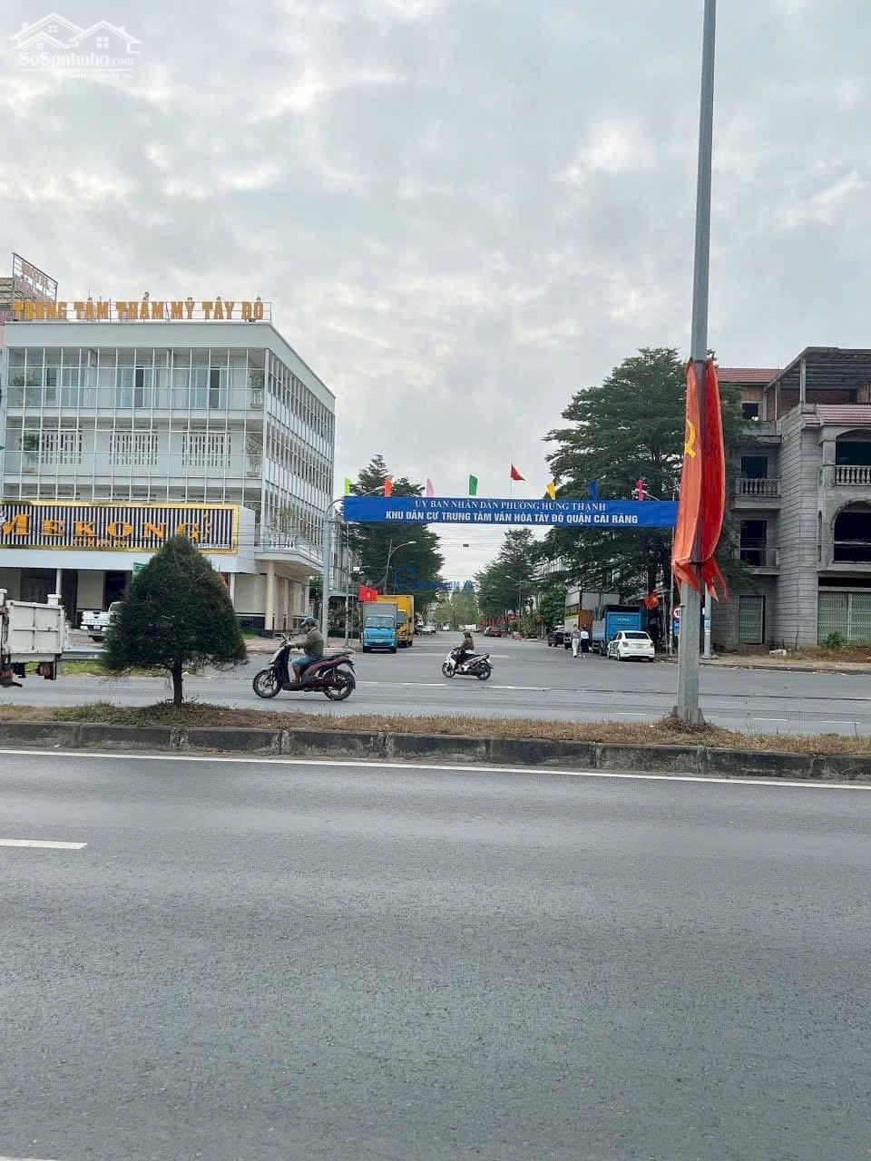 Nền đẹp ngang trường tiểu học Trần Hoàng Na - KDC Văn Hóa Tây Đô