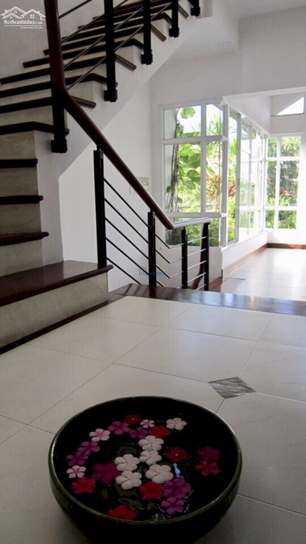 [HOT] Bán Biệt Thự Khu Compound Ngay Khu Trần Não Quận 2 Full Nội Thất Hiện Đại Cao Cấp Lh ngay 0938061333