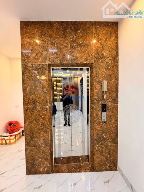 Cực hiếm yên hoà cầu giấy nhà xây mới 6T Thang Máy, ngõ rộng ba gác,gần phố,thông sàn