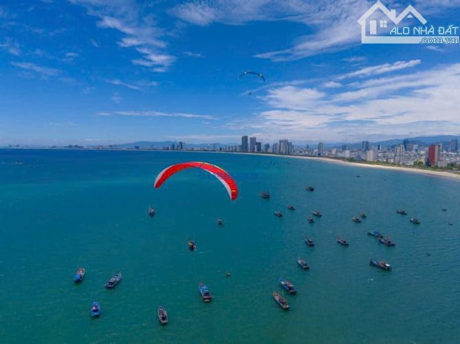 HOT- Bán nhanh 4 lồ liền kề MT Võ Nguyên Giáp đối diện Tháp đôi TTHN QT Ariyana - Furama
