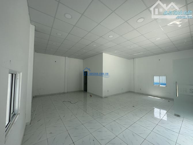 Chuẩn bị xuất cảnh nay giảm mạnh còn 35tỷ,nhà xưởng ngay MT DT749A, đang cho thuê 110tr/th
