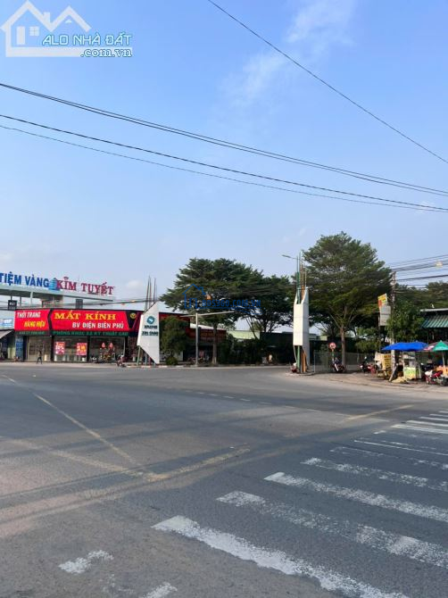 CHỦ CẦN BÁN NHÀ XƯỞNG ĐƯỜNG DT744, TP BẾN CÁT - DT: 2.877M2 - GIÁ: 29TỶ - LH: 0582307888