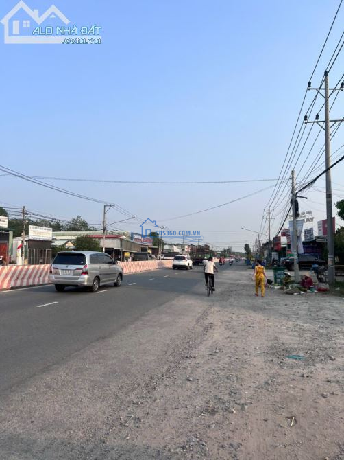 CHỦ CẦN BÁN NHÀ XƯỞNG ĐƯỜNG DT744, TP BẾN CÁT - DT: 2.877M2 - GIÁ: 29TỶ - LH: 0582307888