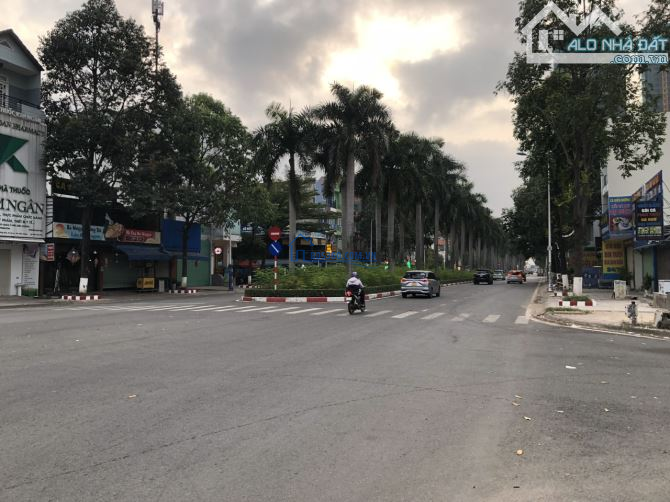 Bán Gấp Đất 100m2(5x20) Mặt Tiền 22m Đường Vĩnh Phú 10 Sát Quốc Lộ 13 Cổng Chào Bình Dương