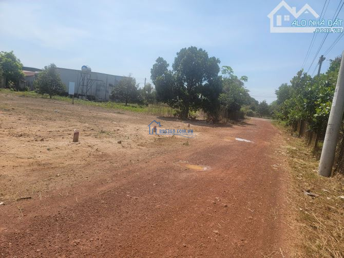 Cần  bán lô  đất Bình Dương  cách trục chính liên  tinh chỉ 300m, ngay khu trung tâm