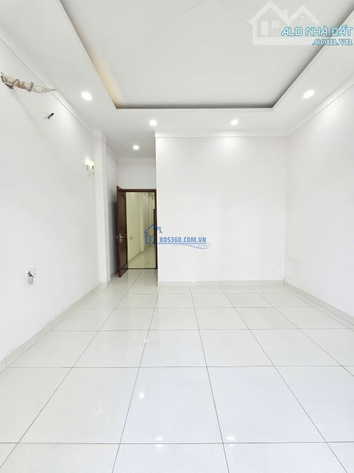 4TỶ500__72m2__Nhà 1T2L Hoàn Công__Măt tiền kinh doanh trục chính KDC gần chợ Phú Phong