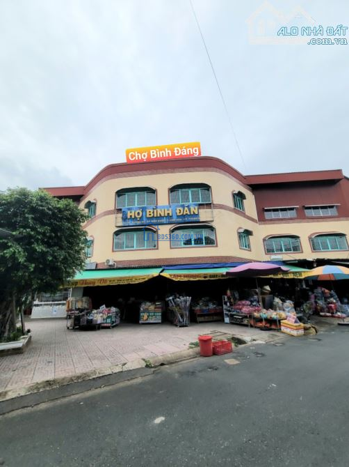 Ngộp Giảm 200Tr__5x20m__Bán Đất tặng Nhà tạm mặt tiền Chợ Bình Đáng__kinh doanh sầm uất