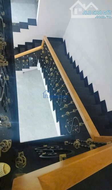 CĂN NHÀ ĐẸP 75m2 NGANG 5m PHƯỜNG THẮNG NHẤT TP VŨNG TÀU GIÁ 5,75 TỶ CÒN THƯƠNG LƯỢNG