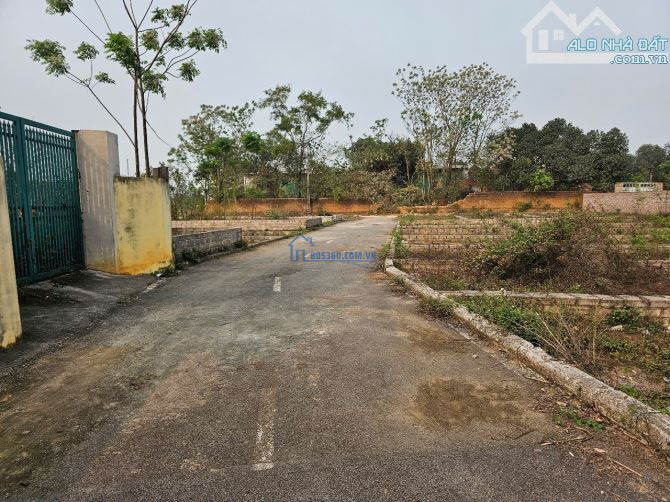 Bán 63m đất tại bình yên. Đường oto tránh. Full thổ.