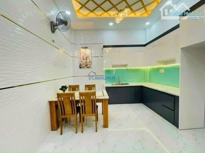 Hàng ngộp bán gấp nhà 52m2, giá 2 tỷ 250 triệu Lê Lai, Phường 3, Gò Vấp đang cho thuê 14tr