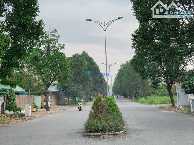 Đất nền KDC Vĩnh Phú 1- 270m2 - Sổ hồng riêng - đường nhựa 11m + vỉa hè - bv Hạnh Phúc