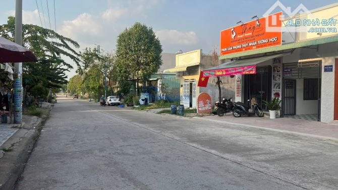 LÔ ĐẤT MỸ PHƯỚC 3 300M2 VỊ TRÍ ĐẸP NGAY KHU DÂN ĐÔNG, SÁT CHỢ, SÁT ĐƯỜNG MỸ PHƯỚC TÂN VẠN