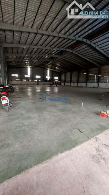 Cho thuê kho xưởng 2800m2 giá 135tr, PCCC vách tường ở TP Thuận An Bình Dương