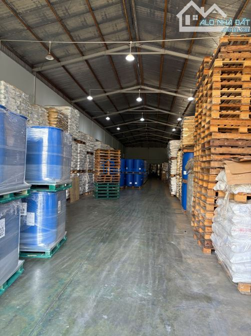 KM :CHO THUÊ XƯỞNG 800m2 TẠI ĐỊNH HOÀ THỦ DẦU MỘT BÌNH DƯƠNG