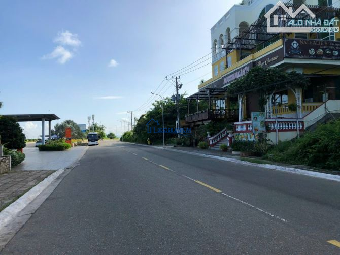 BÁN ĐẤT MẶT TIỀN BIỂN BÃI DÂU GIÁ TỐT
