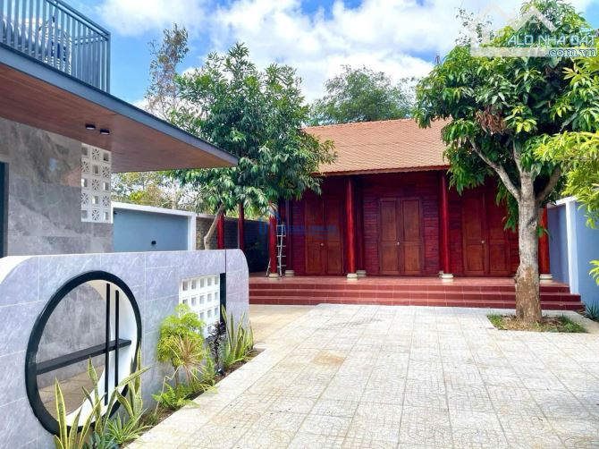 Ngộp Nhà Vườn Hoà Long - Tp Bà Rịa VũngTàu -10*50m-100met2 Thổ cư-4 Tỷxx