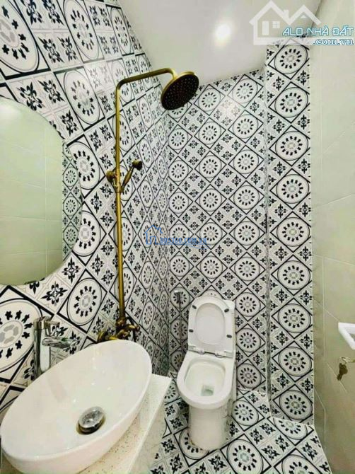 Đi Mỹ bán gấp nhà Đ. Số 48,Hiệp Bình Chánh,Quận Thủ Đức.DT 48m2/1.980 tỷ hẻm ô tô 6m. SHR