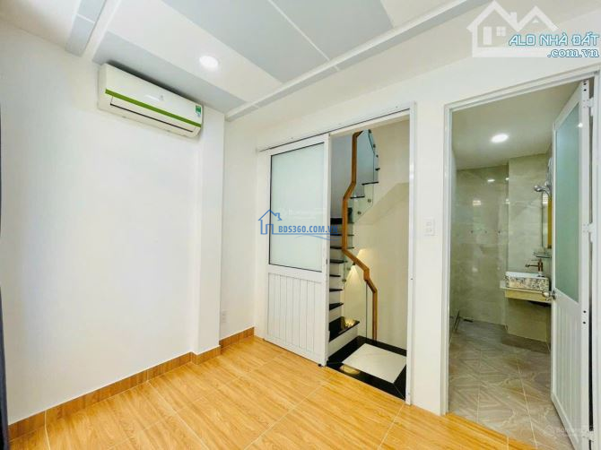 Bán nhà riêng tại Nguyễn Kiệm, Phường 9, Phú Nhuận, HCM 35,5m2/giá 1.880 tỷ, 4PN, 4WC