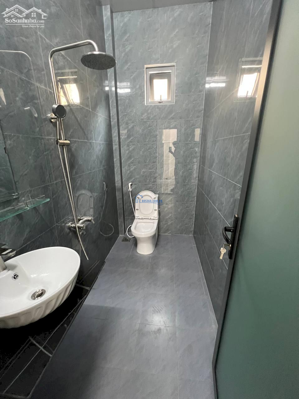 CHO THUÊ NHÀ & ĐẤT MẶT TIỀN TRUNG TÂM ĐỨC TRỌNG - CƠ HỘI VÀNG CHO DOANH NGHIỆP MỞ RỘNG!