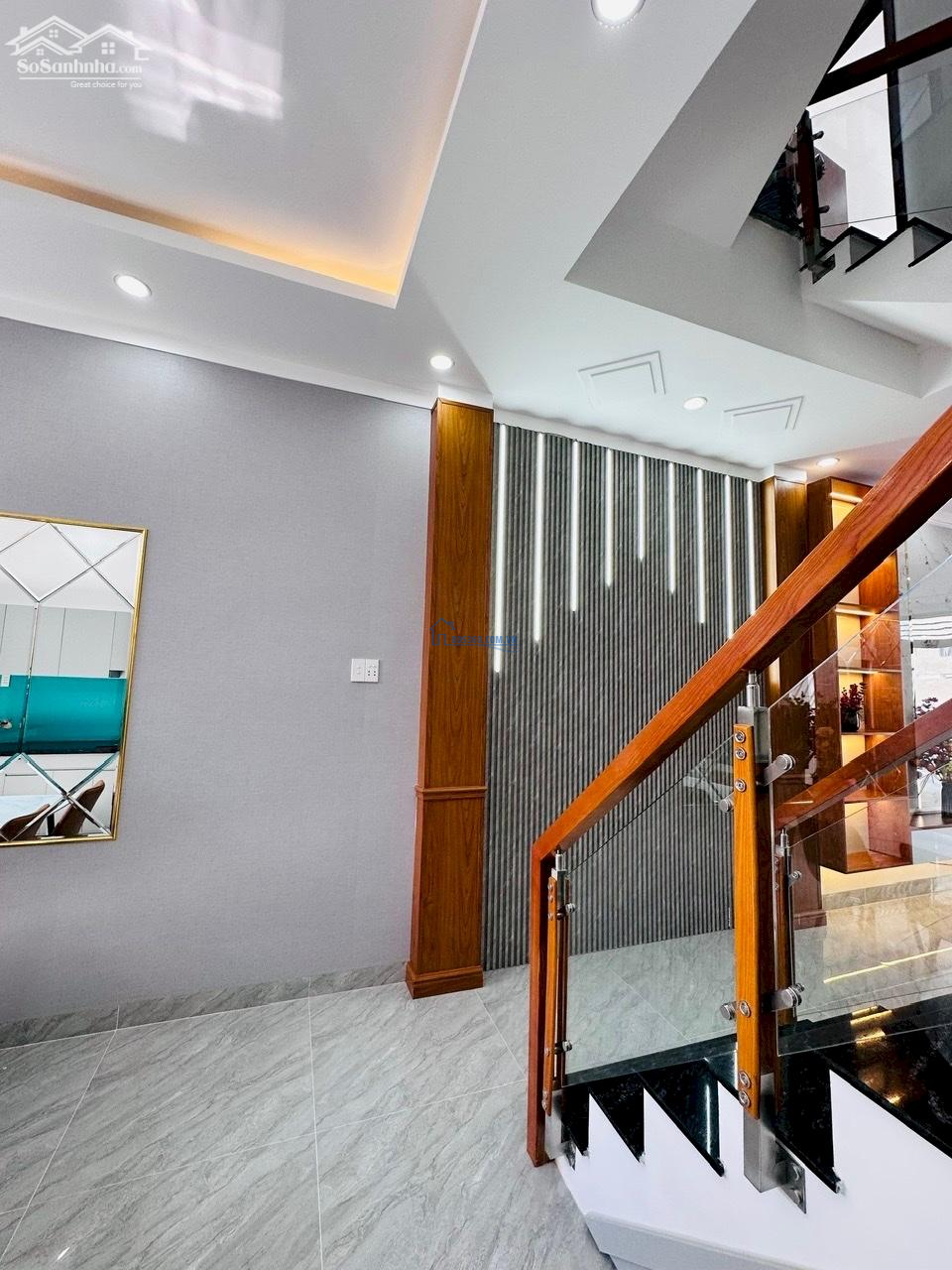 BÁN NHÀ MẶT TIỀN TRỤC CHÍNH D1 KHU DÂN CƯ LỘC PHÁT 66M2 SHR 4.35 TỶ. LH:0862903929