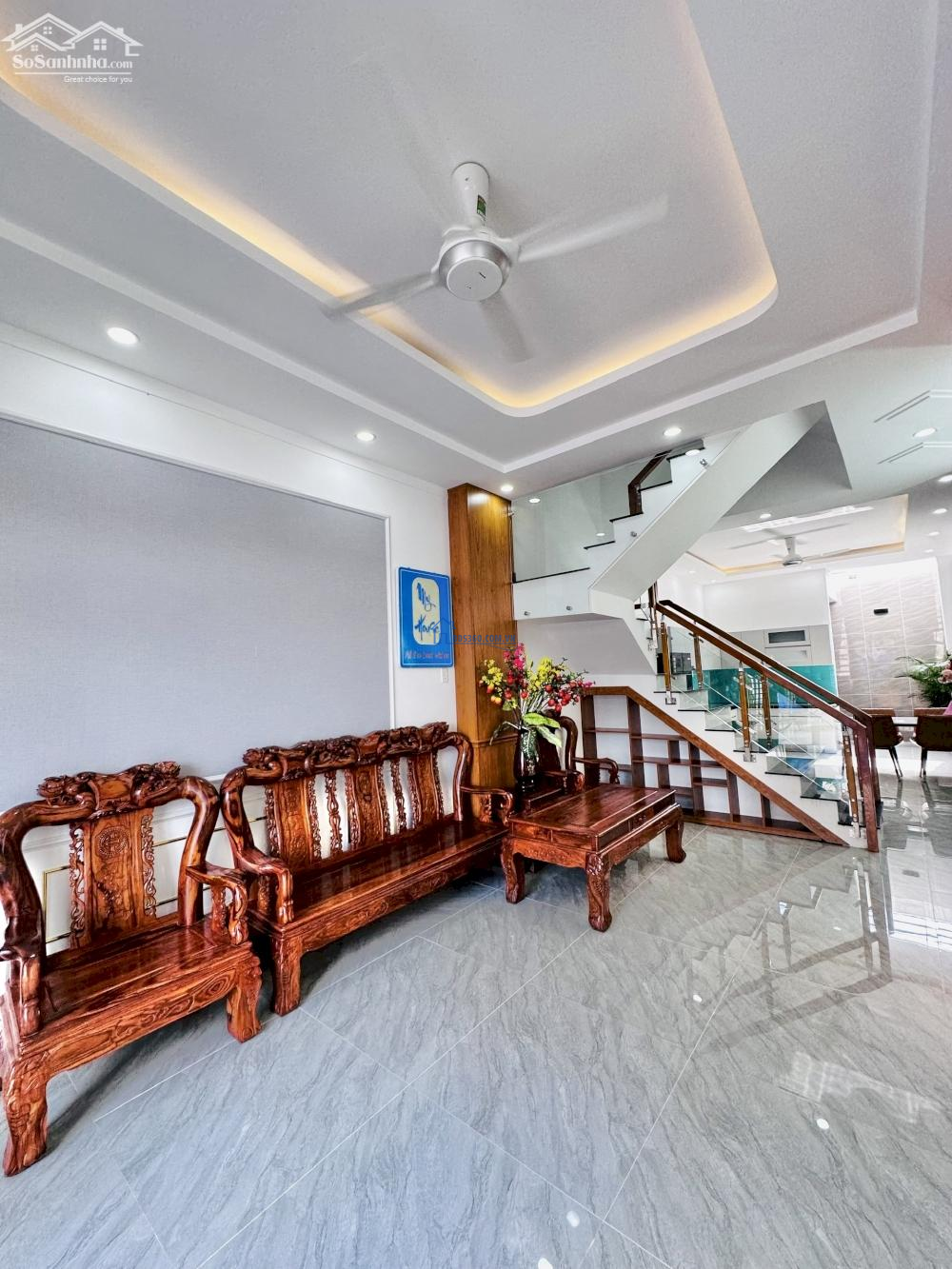 BÁN NHÀ MẶT TIỀN TRỤC CHÍNH D1 KHU DÂN CƯ LỘC PHÁT 66M2 SHR 4.35 TỶ. LH:0862903929