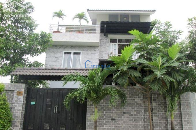 Bán Villa Góc 2 Mặt Tiền Ngay Nguyễn Hoàng, 10x21m, 3 Lầu, Nhà Kiên Cố.