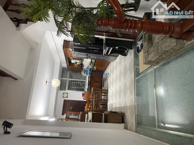 CHO THUÊ NHÀ ĐỊNH CÔNG HOANG MAI 70m2 NHÀ ĐẸP NGO RỘNG, Ô TÔ TẢI 3 TẤN Đậu cổng